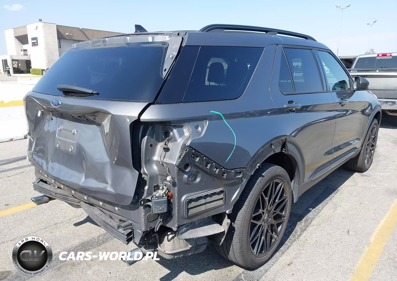 2021 Ford Explorer Xlt VIN:1FMSK7DH6MGA05739 - 4