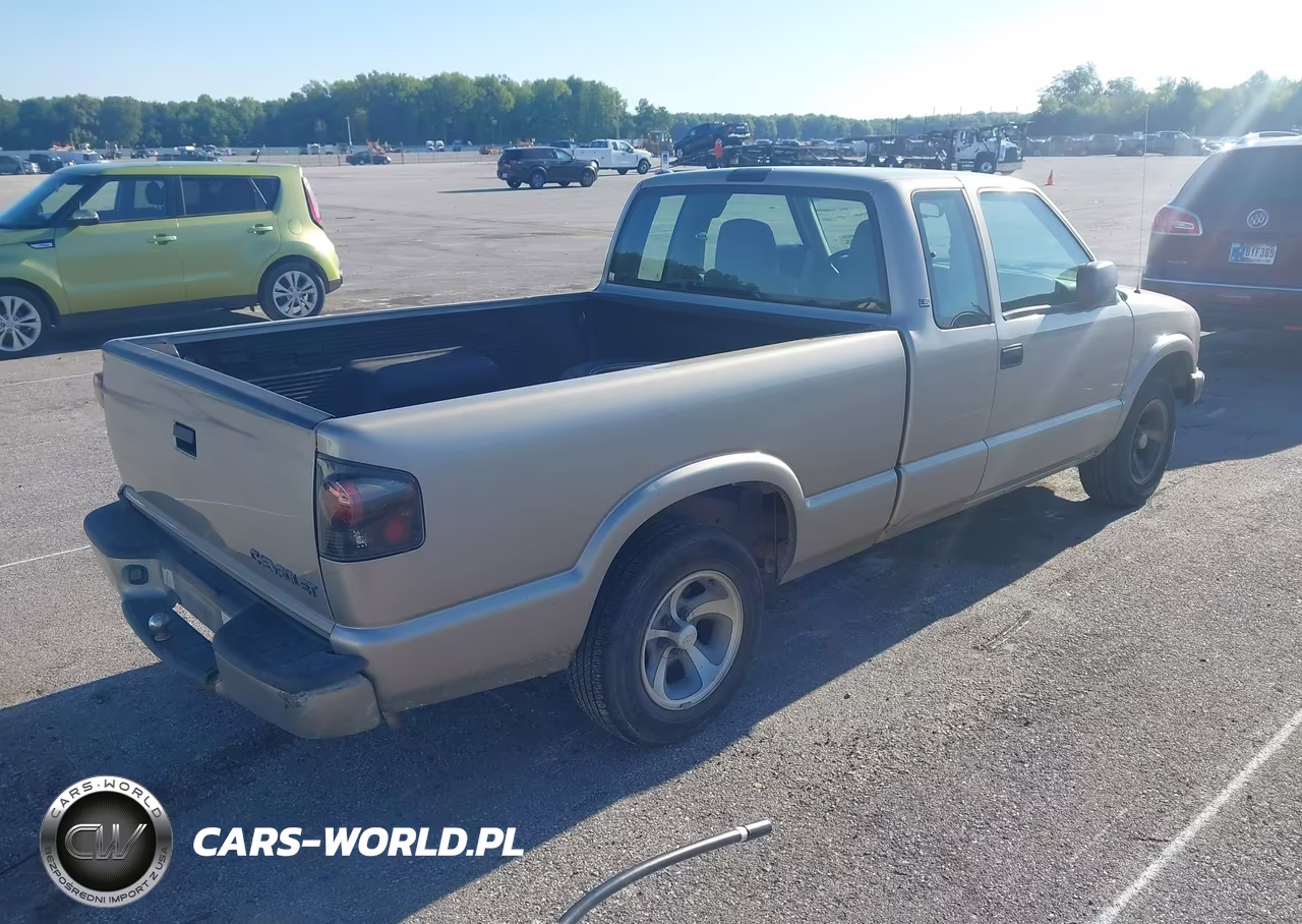 2000 Chevrolet S-10 Ls VIN:1GCCS1941Y8166818 - 4