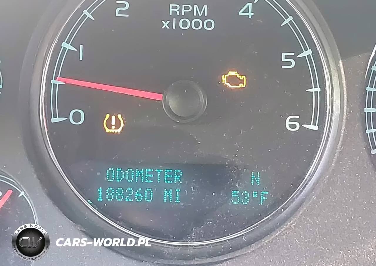 2011 Chevrolet Tahoe Lt VIN:1GNSKBE0XBR268292 - 15