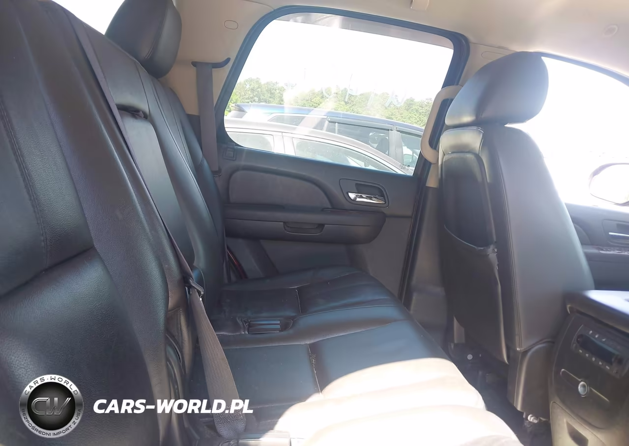 2011 Chevrolet Tahoe Lt VIN:1GNSKBE0XBR268292 - 8
