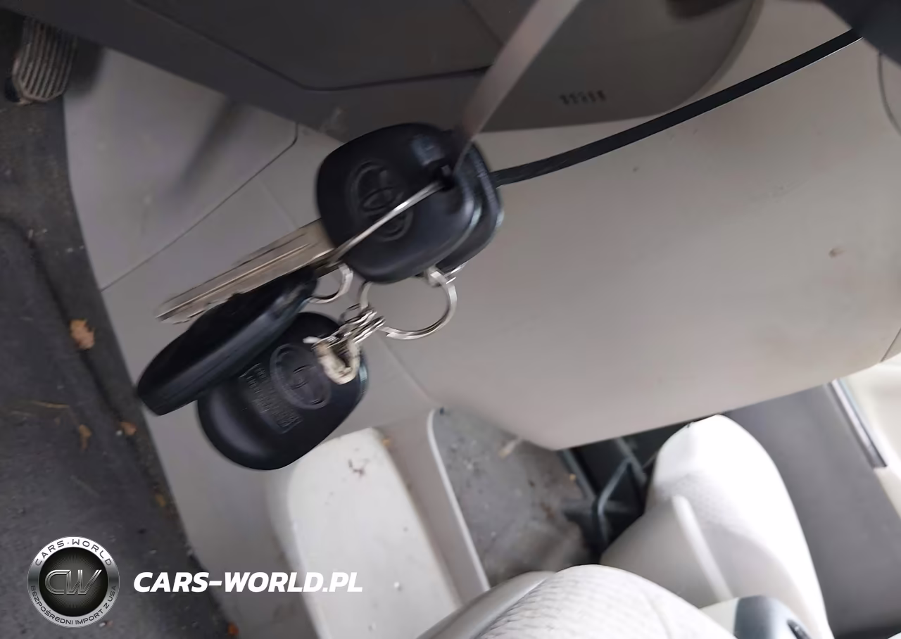 2013 Toyota Sienna Le V6 8 Passenger VIN:5TDKK3DC6DS387827 - 11