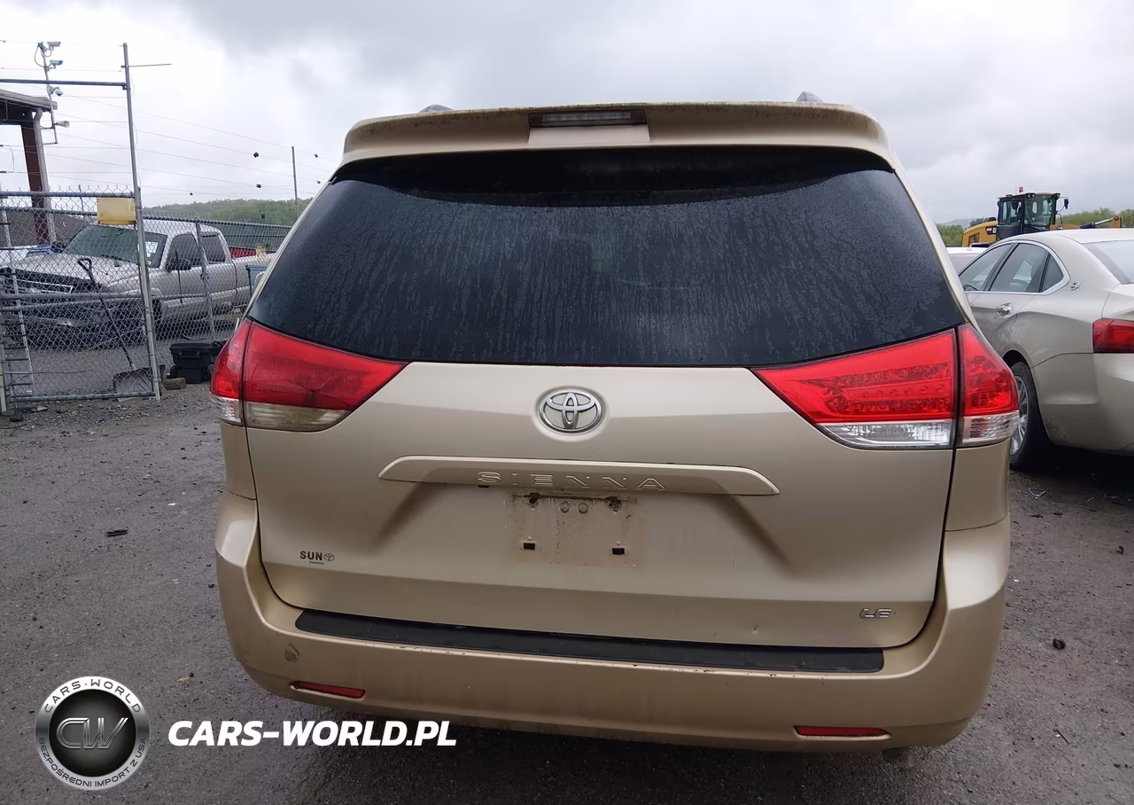 2013 Toyota Sienna Le V6 8 Passenger VIN:5TDKK3DC6DS387827 - 16