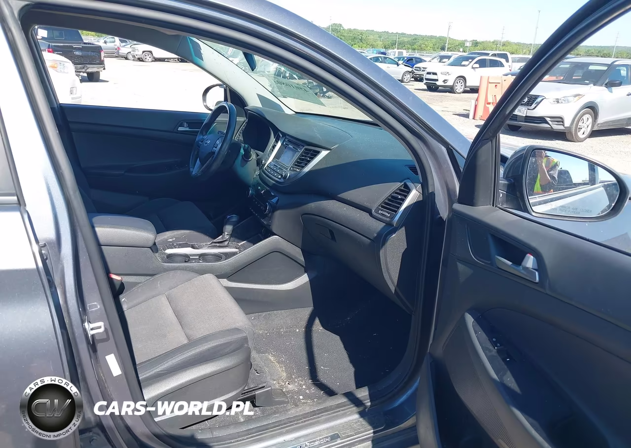 2017 Hyundai Tucson Sport VIN:KM8J3CA27HU336936 - 5