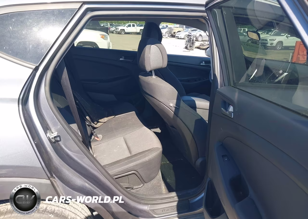 2017 Hyundai Tucson Sport VIN:KM8J3CA27HU336936 - 8
