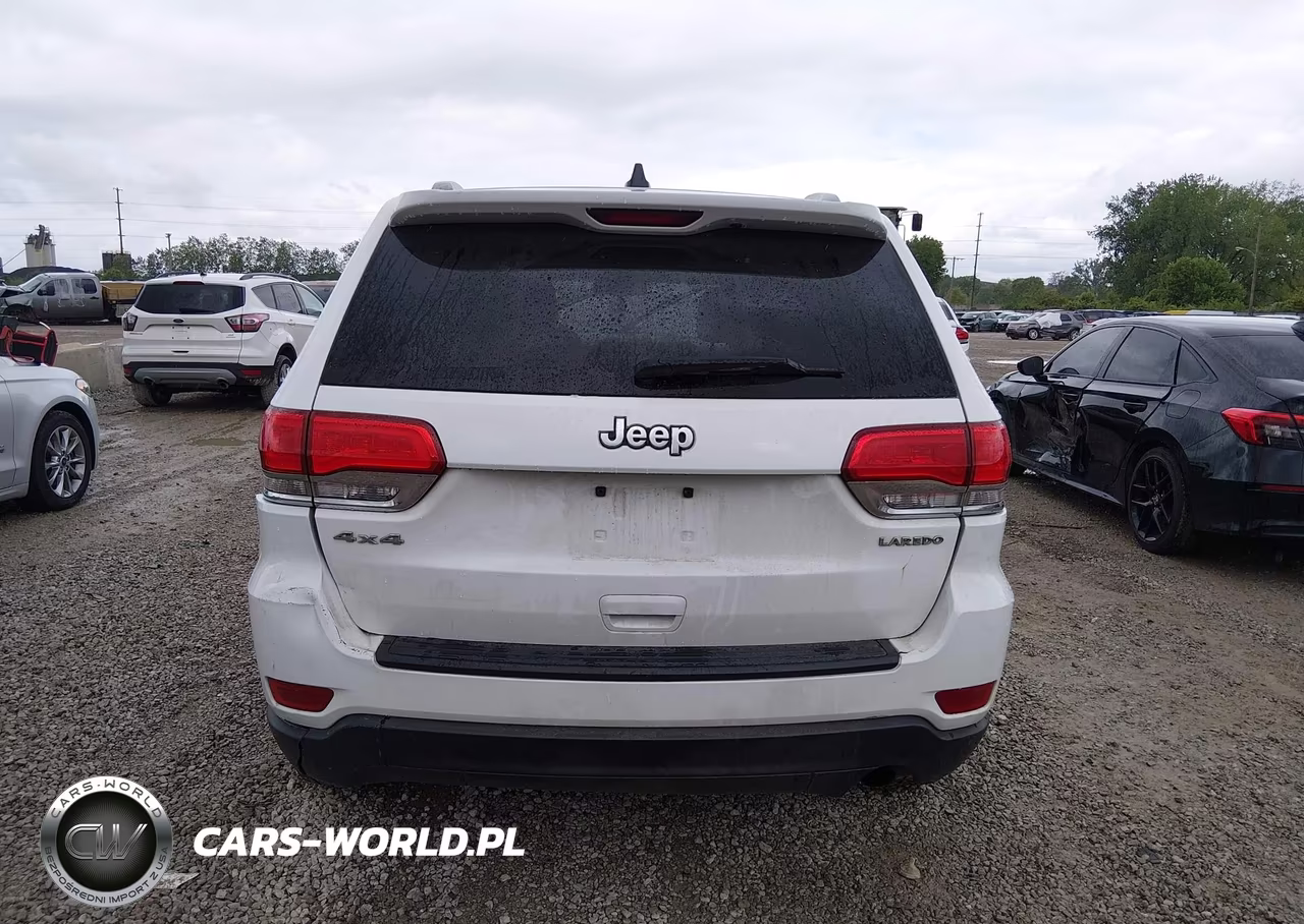 2014 Jeep Grand Cherokee Laredo VIN:1C4RJFAG4EC392022 - 16