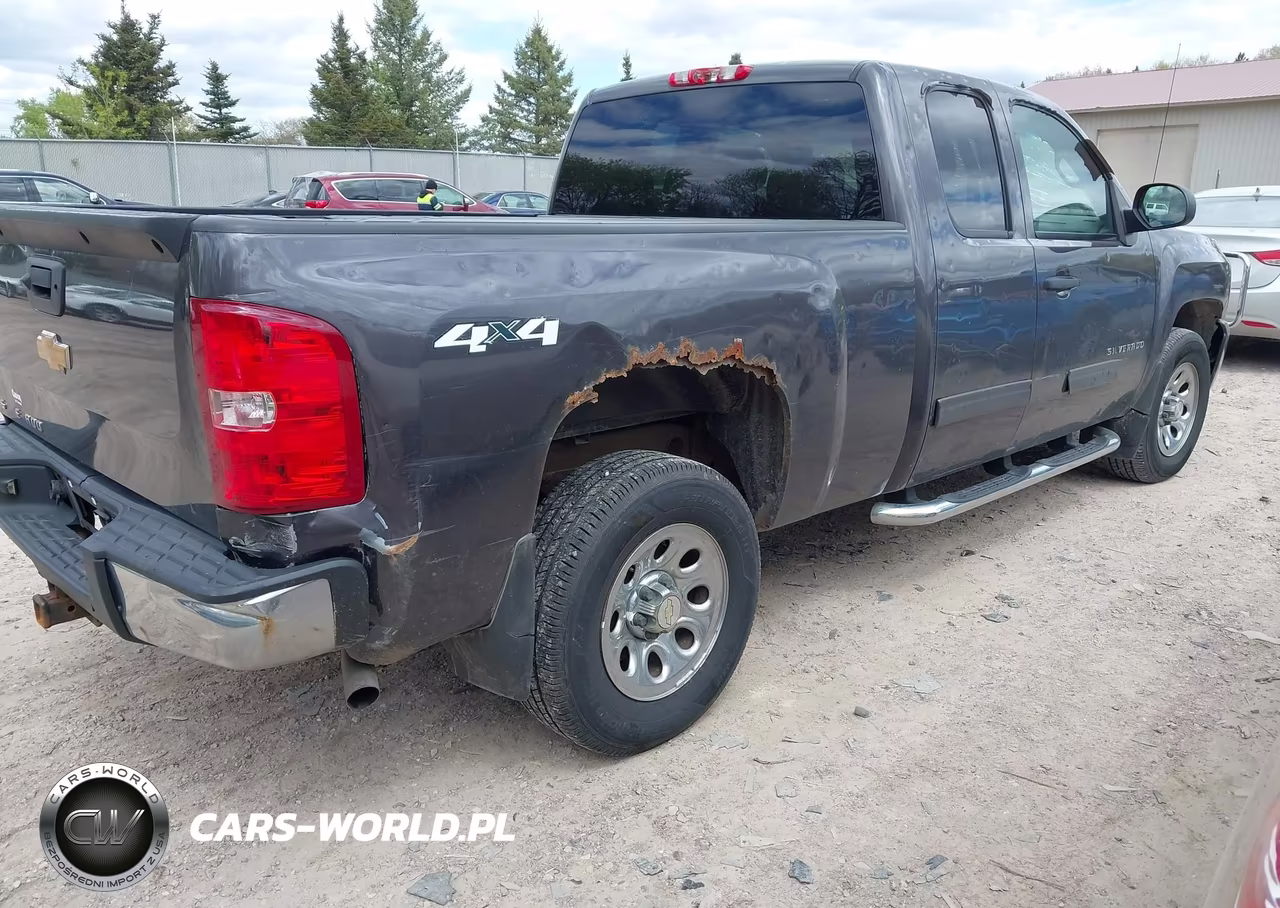 2011 Chevrolet Silverado 1500 Ls VIN:1GCRKREA2BZ260132 - 4