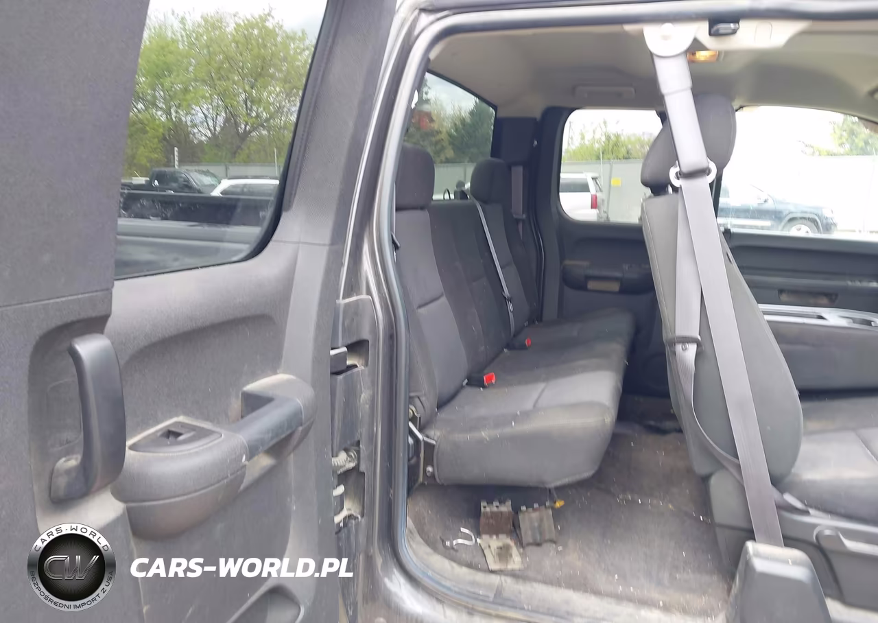 2011 Chevrolet Silverado 1500 Ls VIN:1GCRKREA2BZ260132 - 8