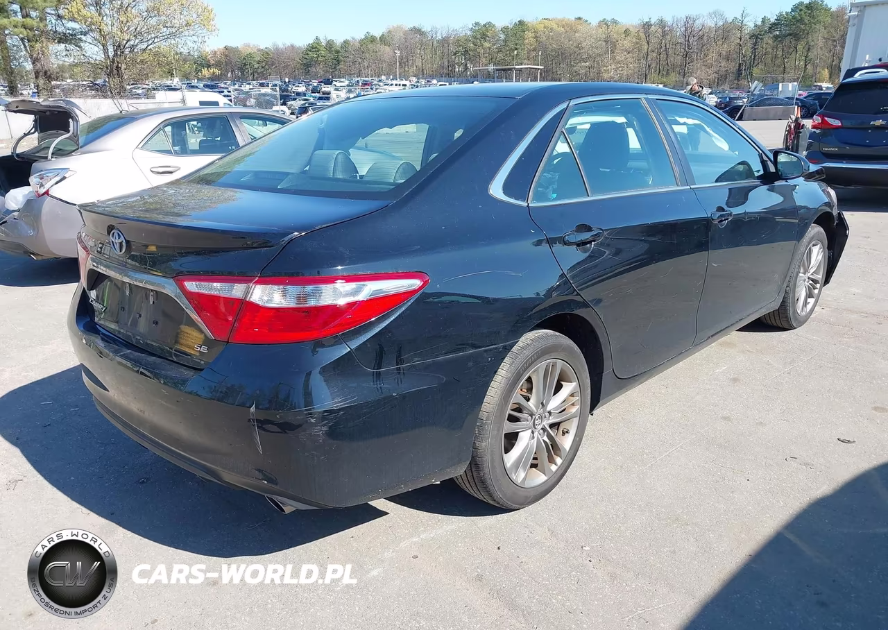 2017 Toyota Camry Se VIN:4T1BF1FK0HU805129 - 4