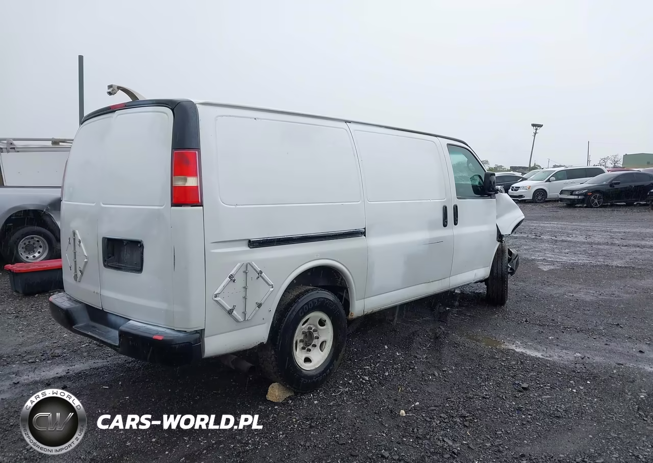 2012 GMC Savana 2500 Work Van VIN:1GTW7FCA0C1196503 - 4