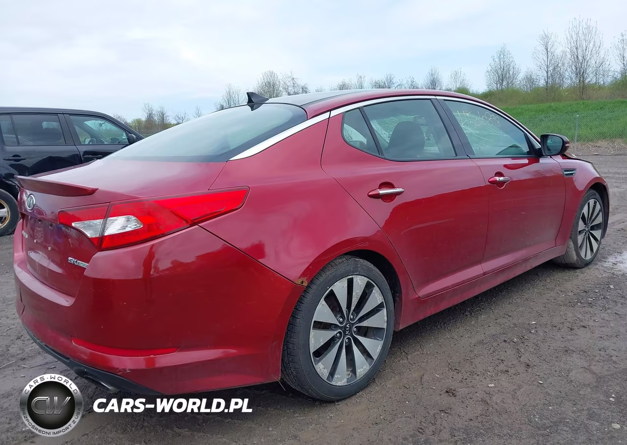 2012 Kia Optima Sx VIN:5XXGR4A65CG011075 - 4