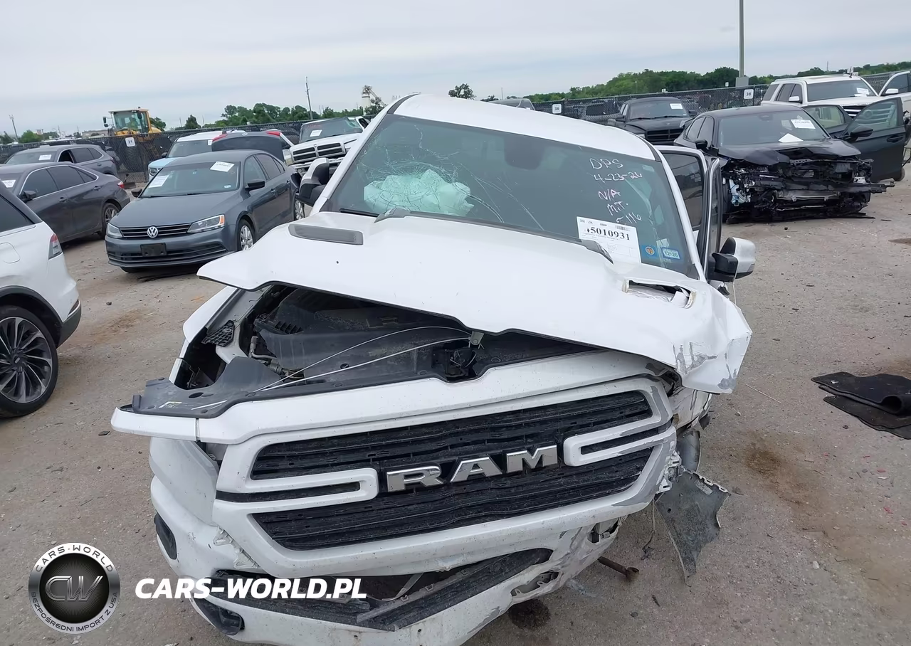 2020 Ram 1500 Laramie 4X4 5'7 Box VIN:1C6SRFJT9LN345116 - 11