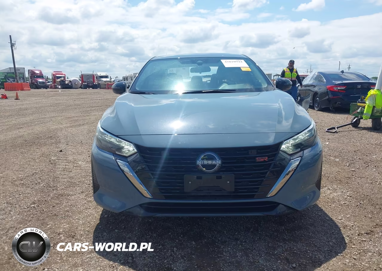 2025 Nissan Sentra Sr VIN:3N1AB8DV9SY215455 - 13