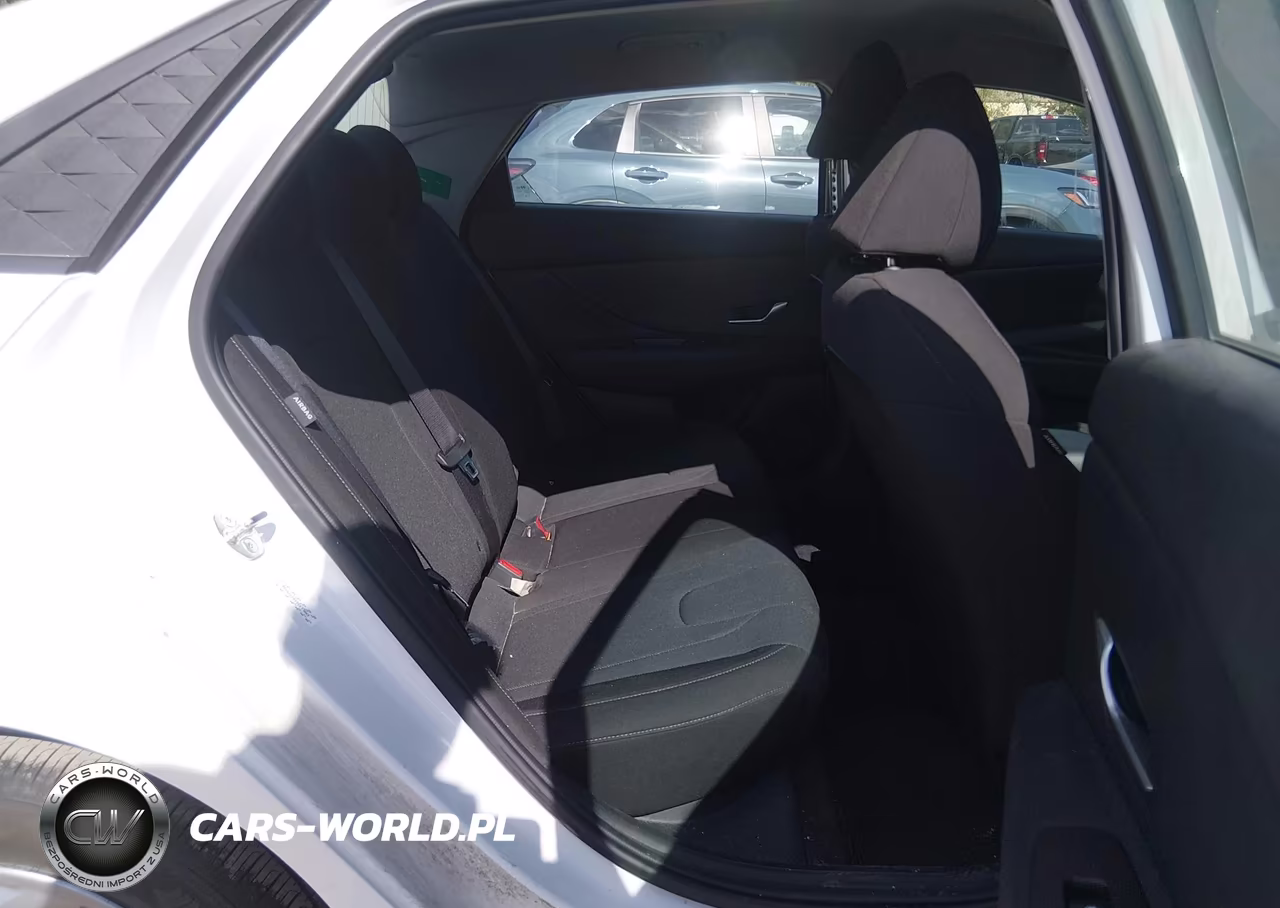 2024 Hyundai Elantra Se VIN:KMHLL4DG4RU779746 - 8