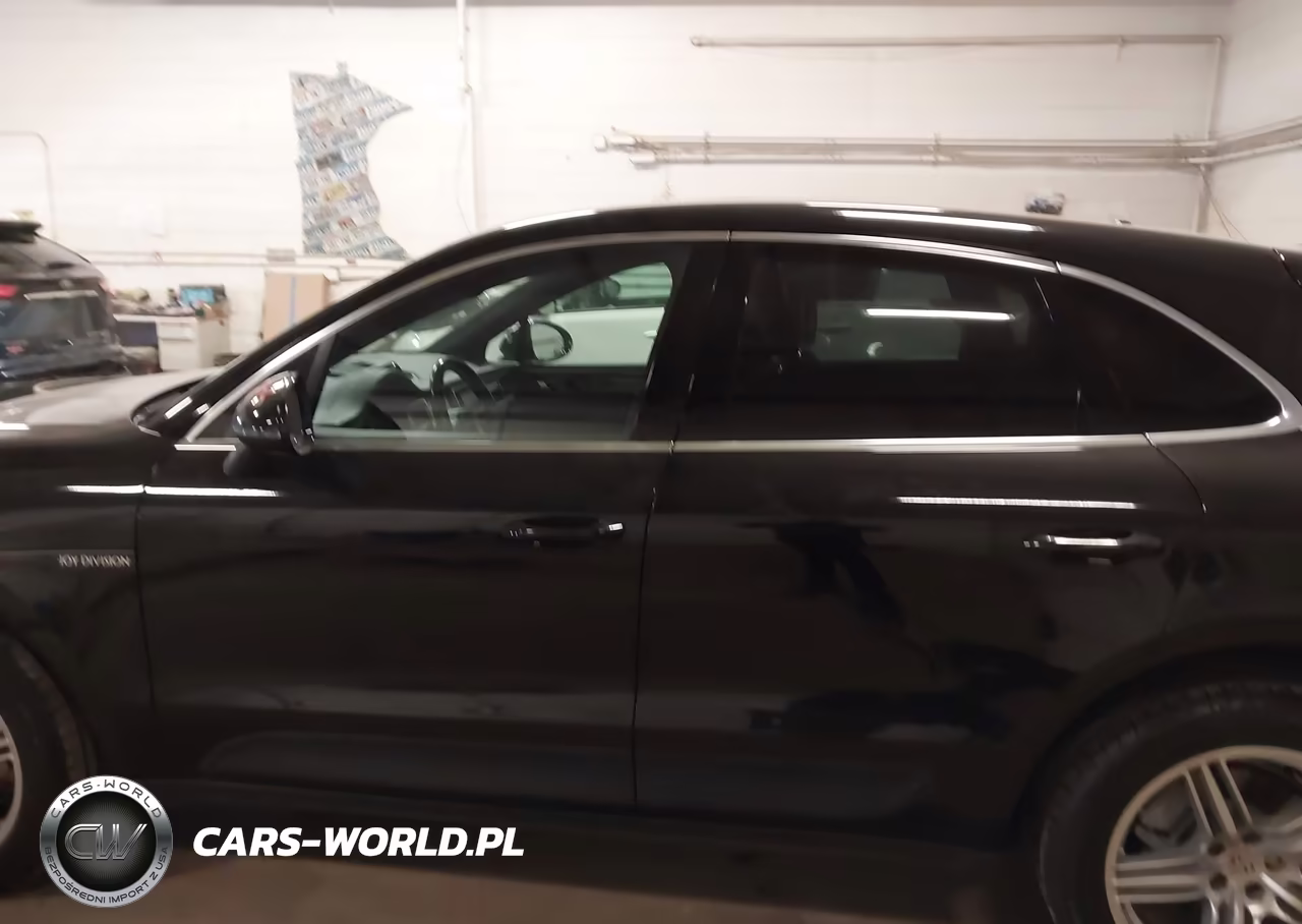 2015 Porsche Macan S VIN:WP1AB2A53FLB64711 - 15