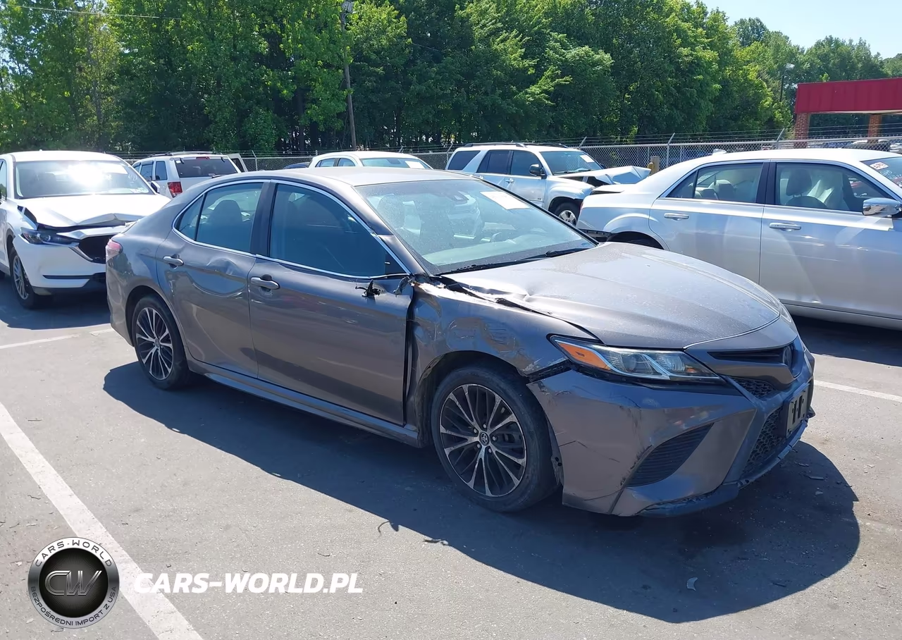 2019 Toyota Camry Se – zdjęcie 1 z 21