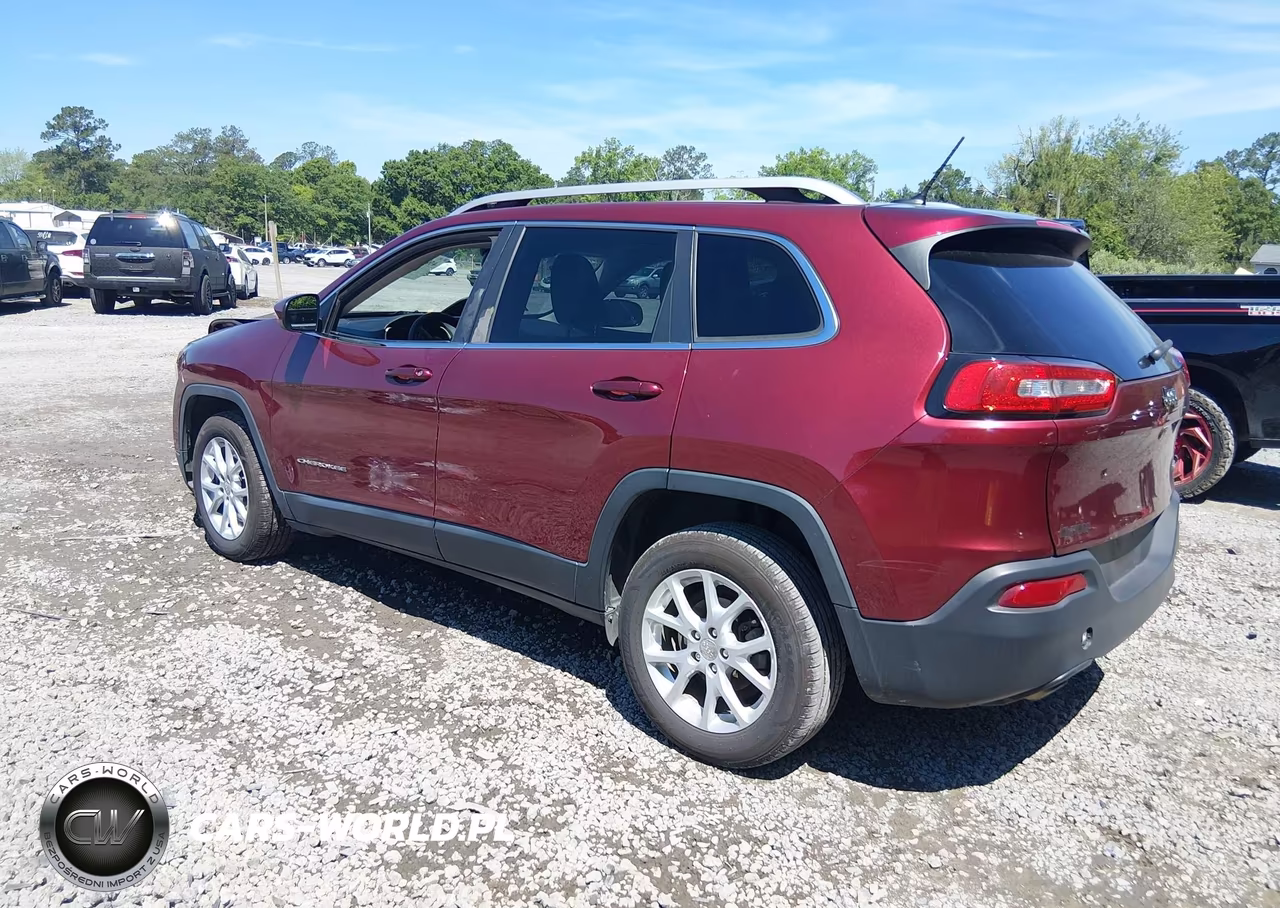 2018 Jeep Cherokee Latitude Fwd VIN:1C4PJLCB6JD605788 - 3