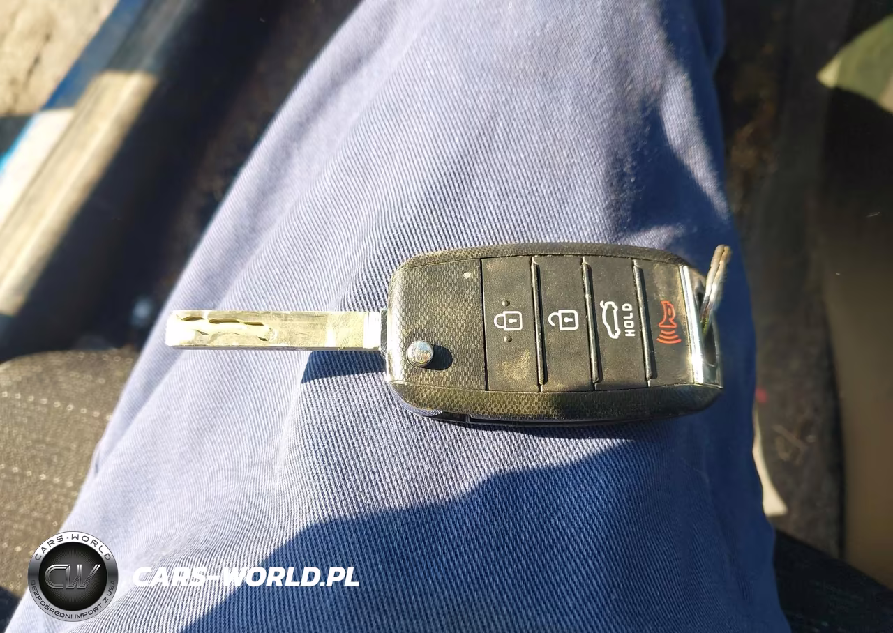 2023 Kia Rio 5-Door S VIN:3KPA25AD3PE629525 - 11