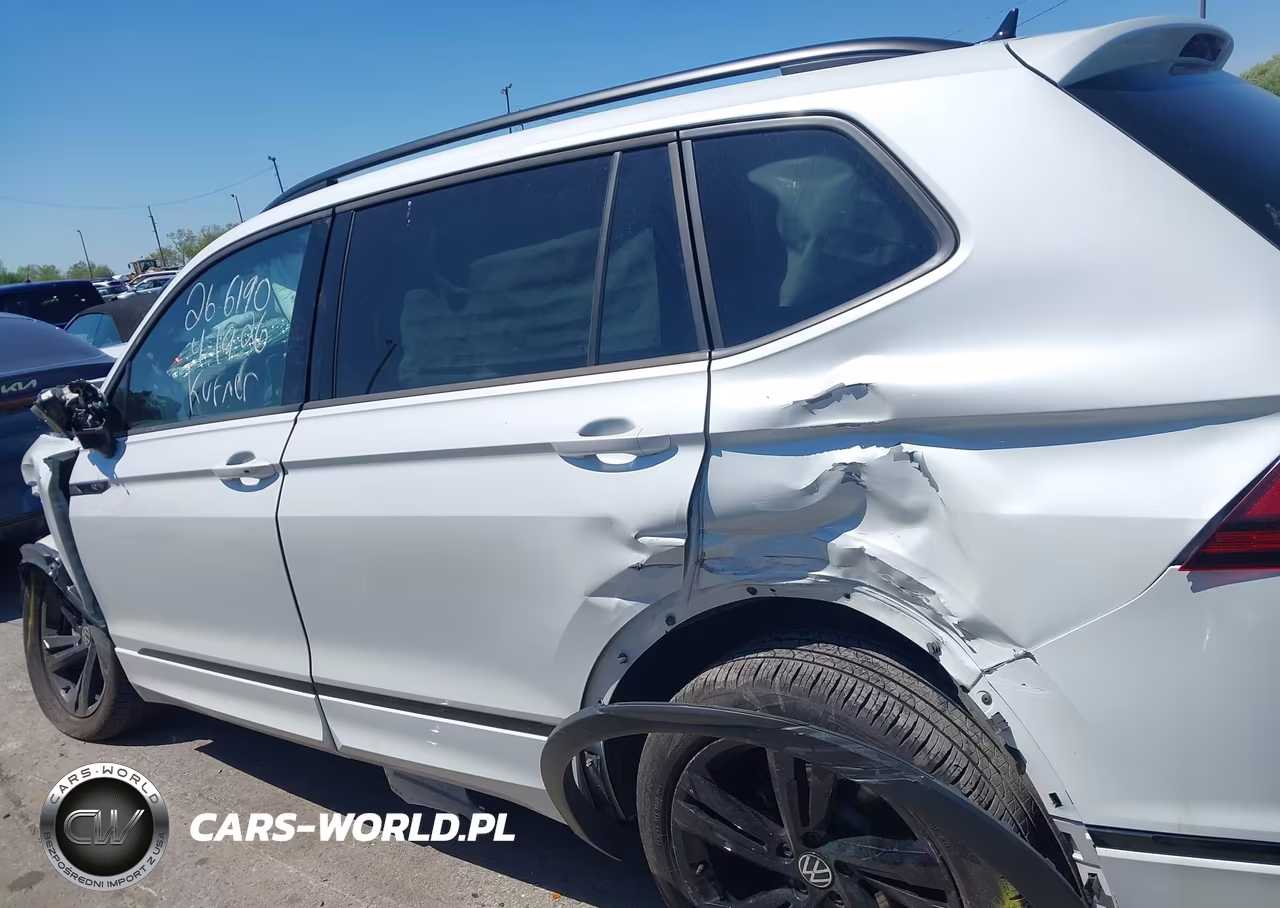 2023 Volkswagen Tiguan 2.0T Se R-Line Black VIN:3VV8B7AX4PM075892 - 15