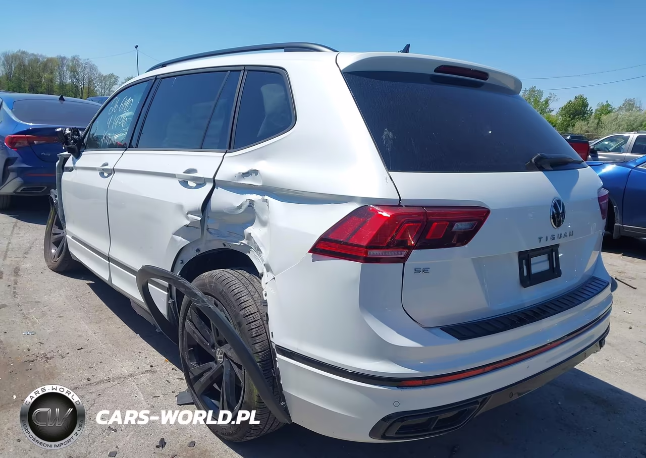 2023 Volkswagen Tiguan 2.0T Se R-Line Black VIN:3VV8B7AX4PM075892 - 3
