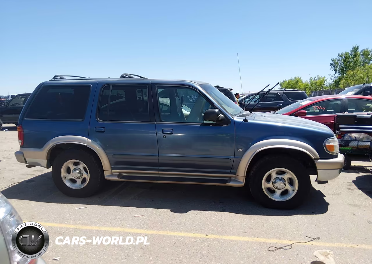 2000 Ford Explorer Eddie Bauer VIN:1FMDU84P1YZA38514 - 13