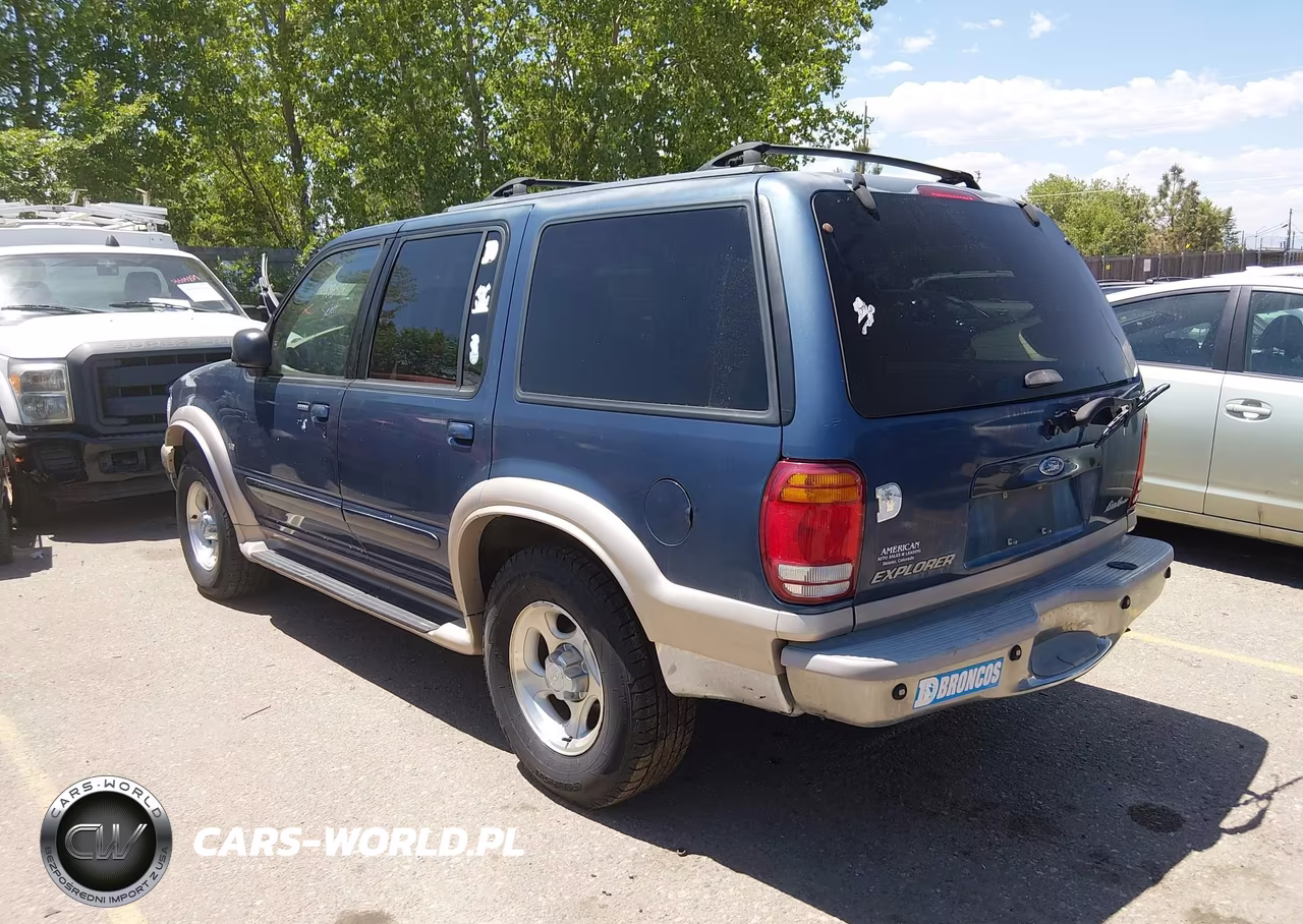 2000 Ford Explorer Eddie Bauer VIN:1FMDU84P1YZA38514 - 3