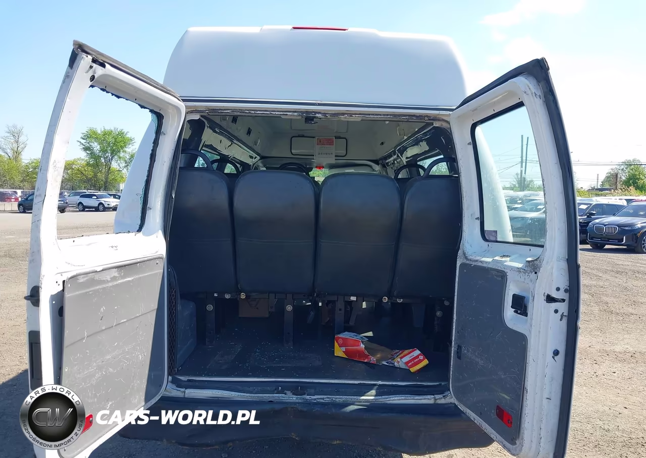 2010 Ford E-350 Super Duty Commercial-Recreational VIN:1FTSS3EL6ADA00358 - 17