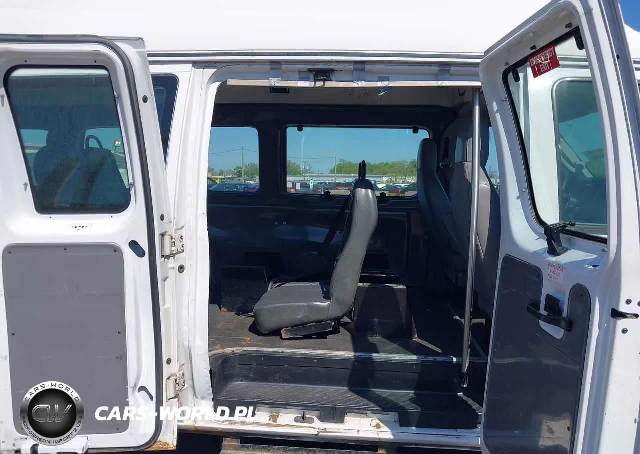 2010 Ford E-350 Super Duty Commercial-Recreational VIN:1FTSS3EL6ADA00358 - 8