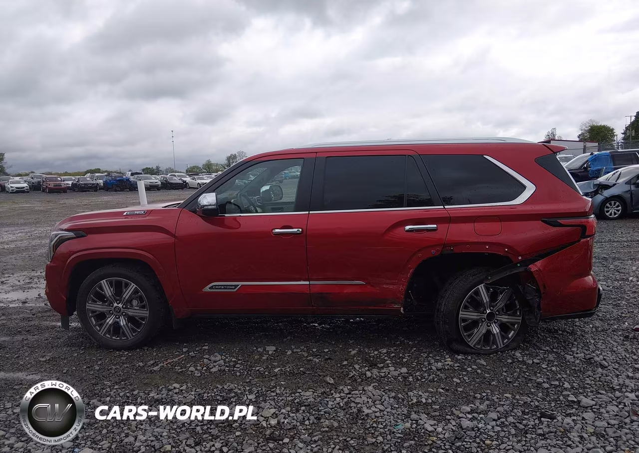 2024 Toyota Sequoia Capstone VIN:7SVAAABA3RX039950 - 15