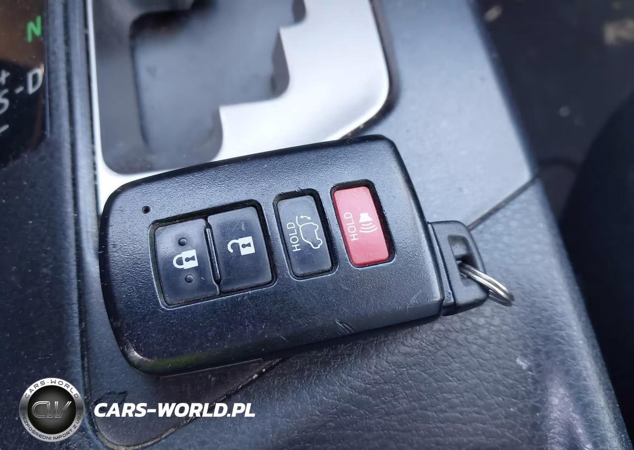 2018 Toyota Rav4 Xle VIN:JTMRFREV4JJ736773 - 11