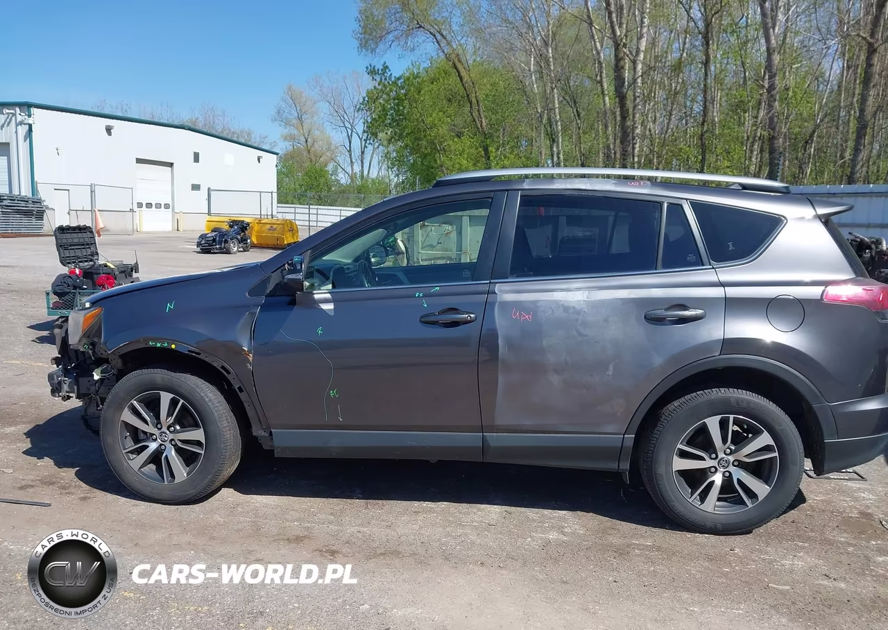 2018 Toyota Rav4 Xle VIN:JTMRFREV4JJ736773 - 14