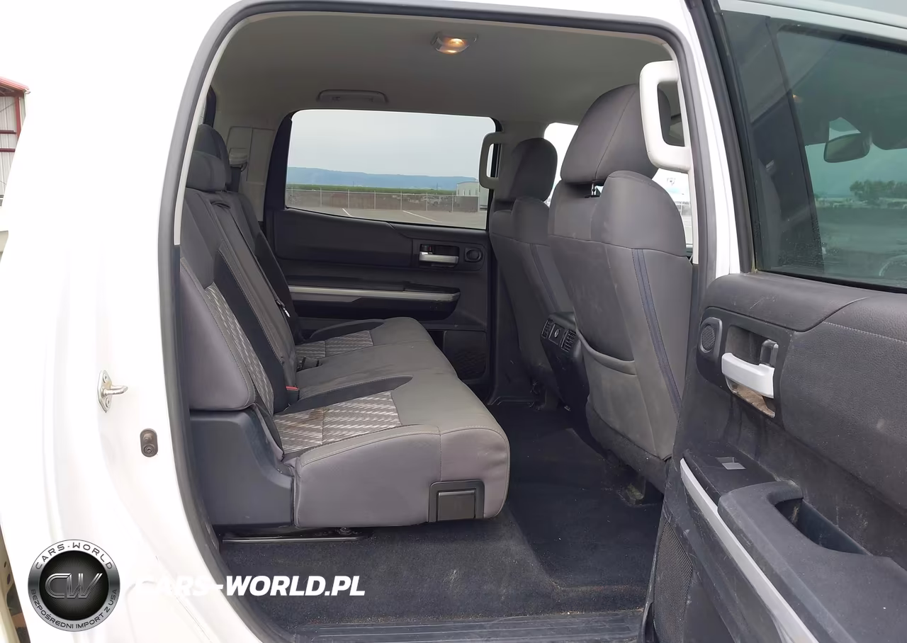 2018 Toyota Tundra Sr5 5.7L V8 VIN:5TFDY5F14JX699231 - 8