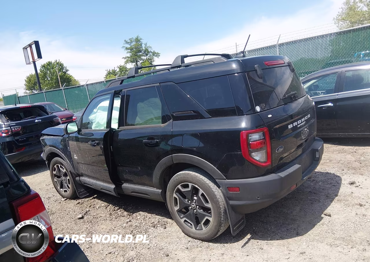2021 Ford Bronco Sport Outer Banks VIN:3FMCR9C62MRB12548 - 13