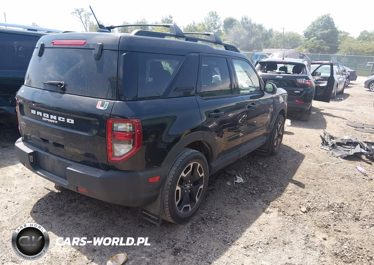 2021 Ford Bronco Sport Outer Banks VIN:3FMCR9C62MRB12548 - 4