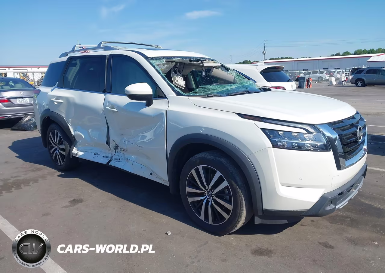 2024 Nissan Pathfinder Platinum Fwd