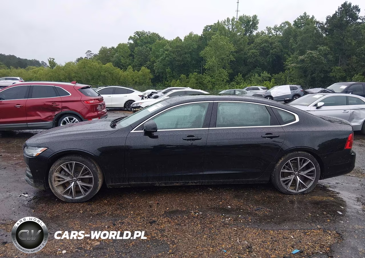 2018 Volvo S90 T6 Momentum VIN:LVY992MK6JP037771 - 14