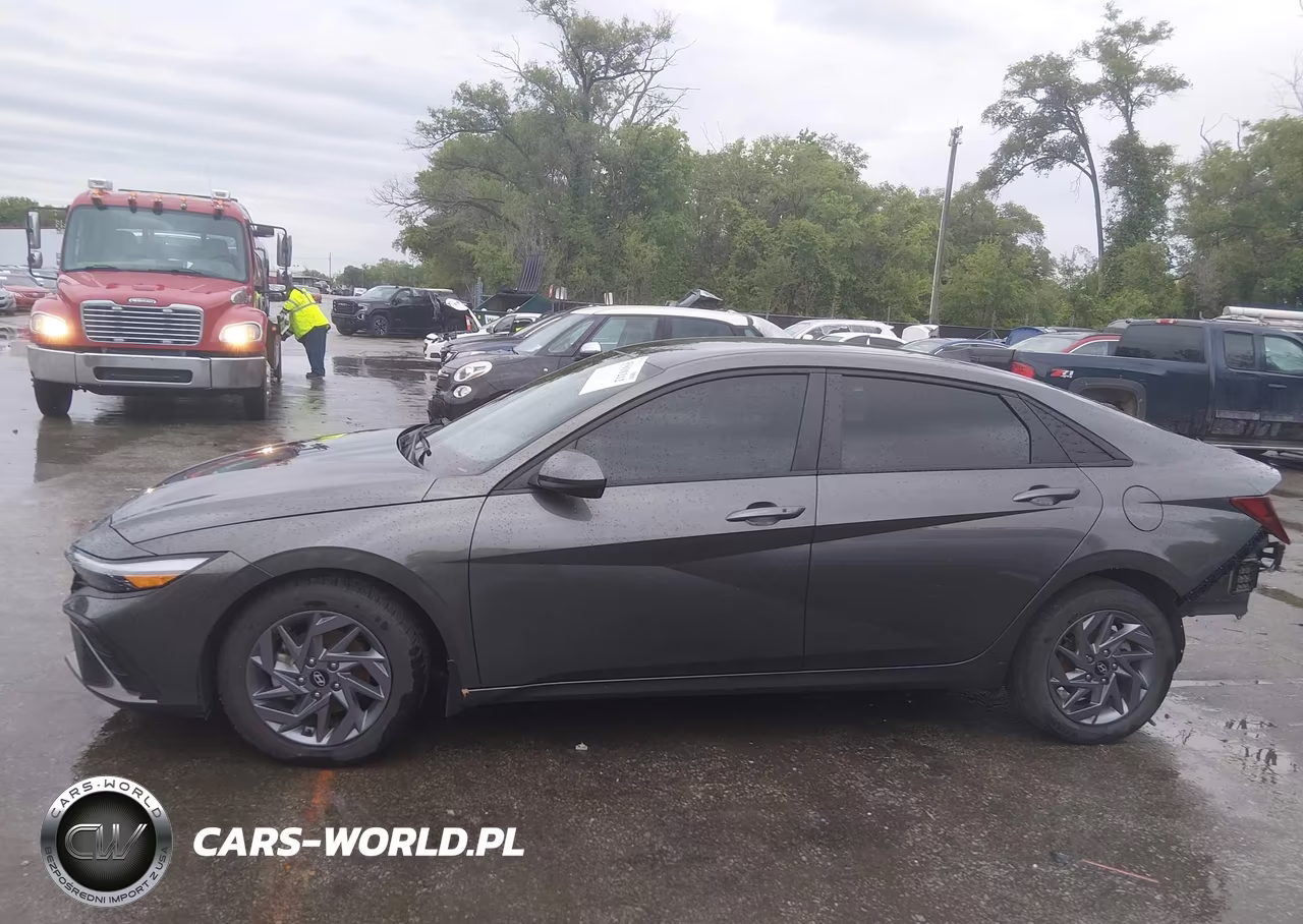 2024 Hyundai Elantra Sel VIN:KMHLM4DG9RU697976 - 14