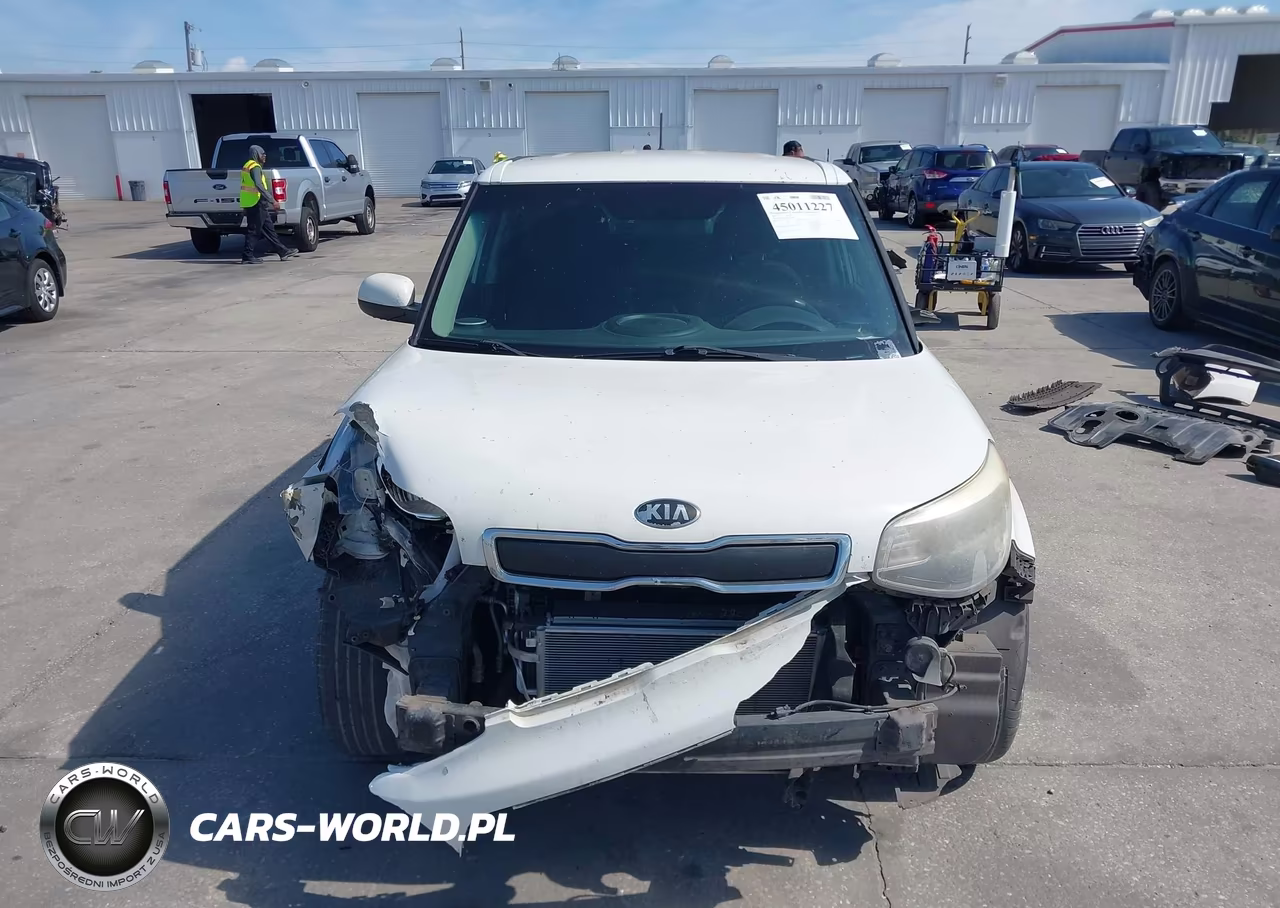 2015 Kia Soul VIN:KNDJN2A26F7127966 - 13