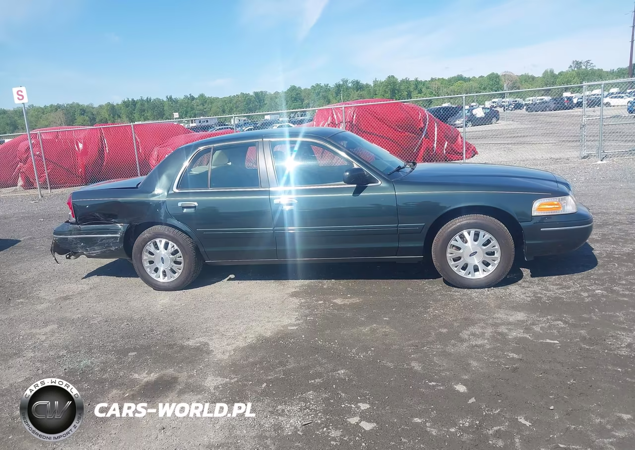 2003 Ford Crown Victoria Lx VIN:2FAFP74W63X101021 - 13