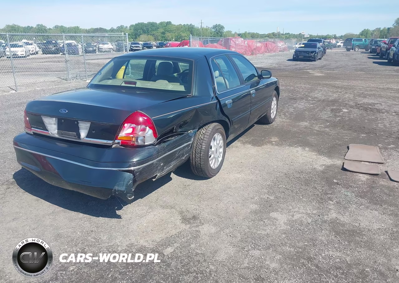 2003 Ford Crown Victoria Lx VIN:2FAFP74W63X101021 - 4
