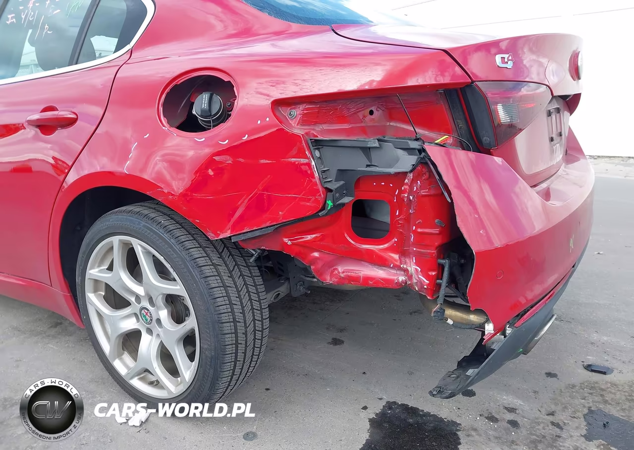 2021 Alfa Romeo Giulia Ti Awd VIN:ZARFANBN4M7645668 - 6