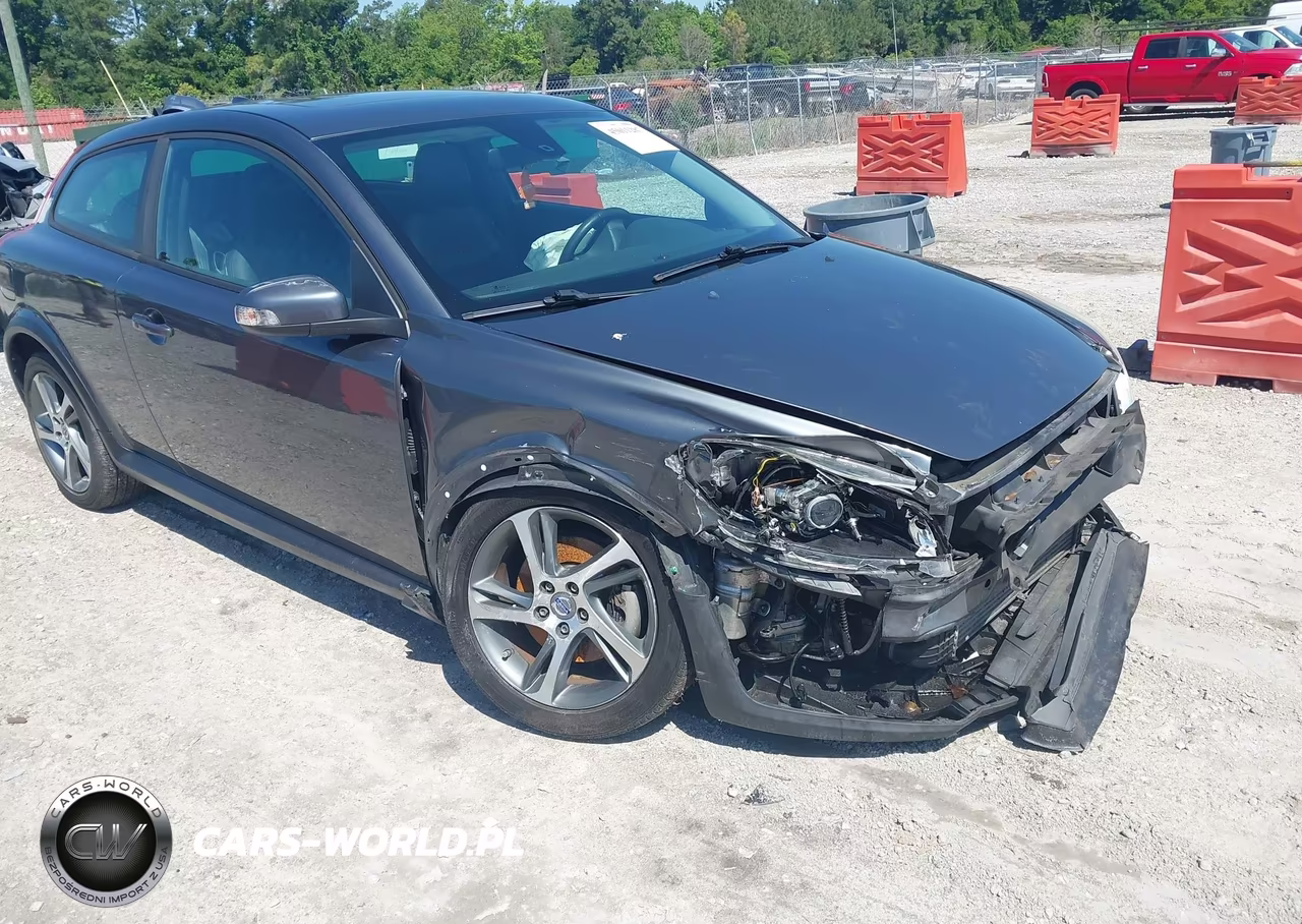 2013 Volvo C30 T5-T5 Platinum-T5 Premier-T5 Premier Plus-T5 R-Design-T5 R-Design Platinum-T5 R-Design Premier
