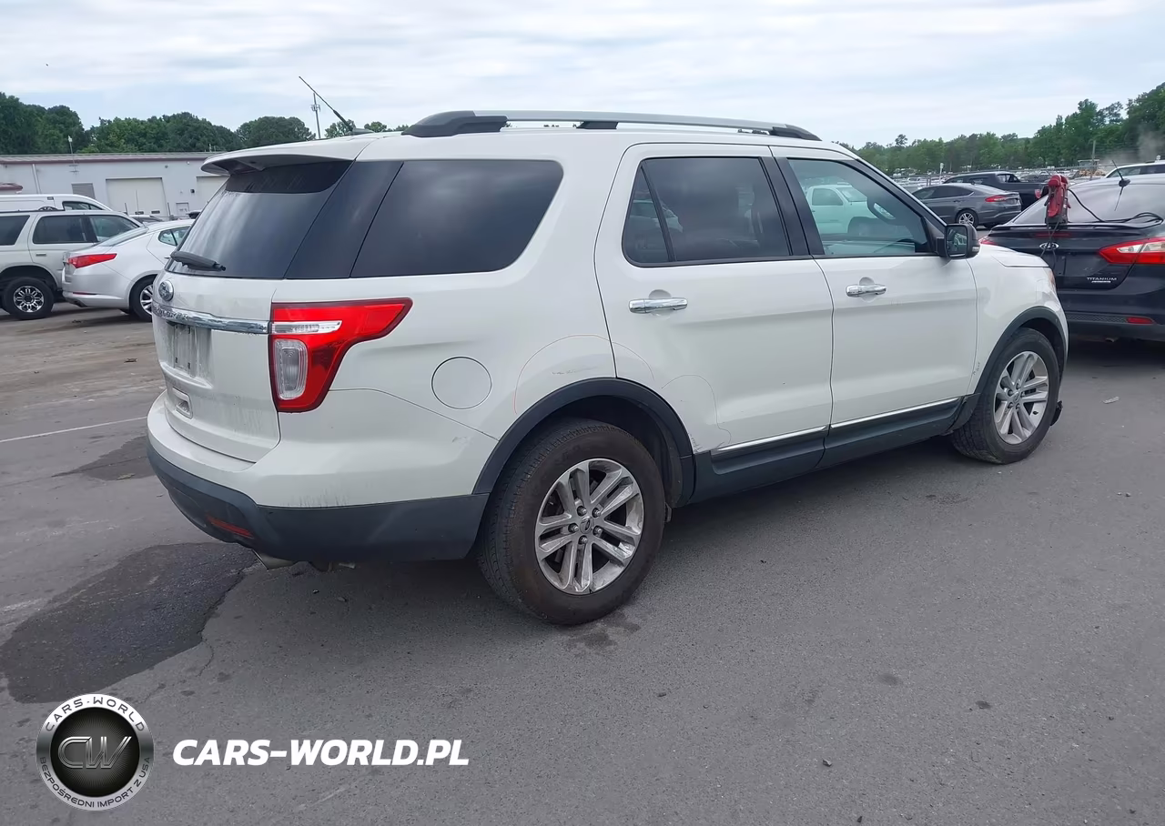 2011 Ford Explorer Xlt VIN:1FMHK7D85BGA24161 - 4