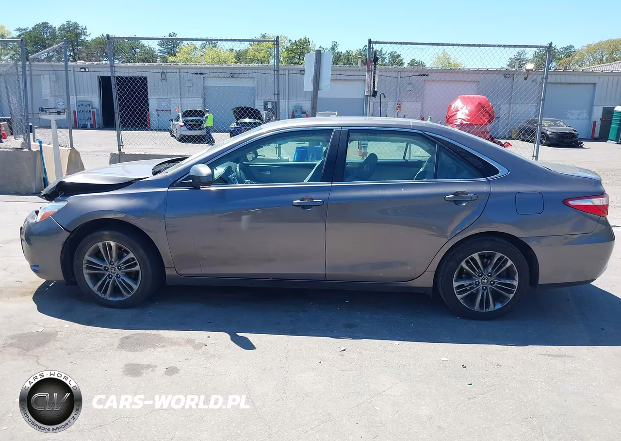 2017 Toyota Camry Hybrid Le VIN:4T1BD1FK8HU221549 - 14