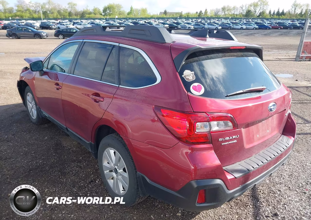 2018 Subaru Outback 2.5I Premium VIN:4S4BSAHCXJ3286636 - 3