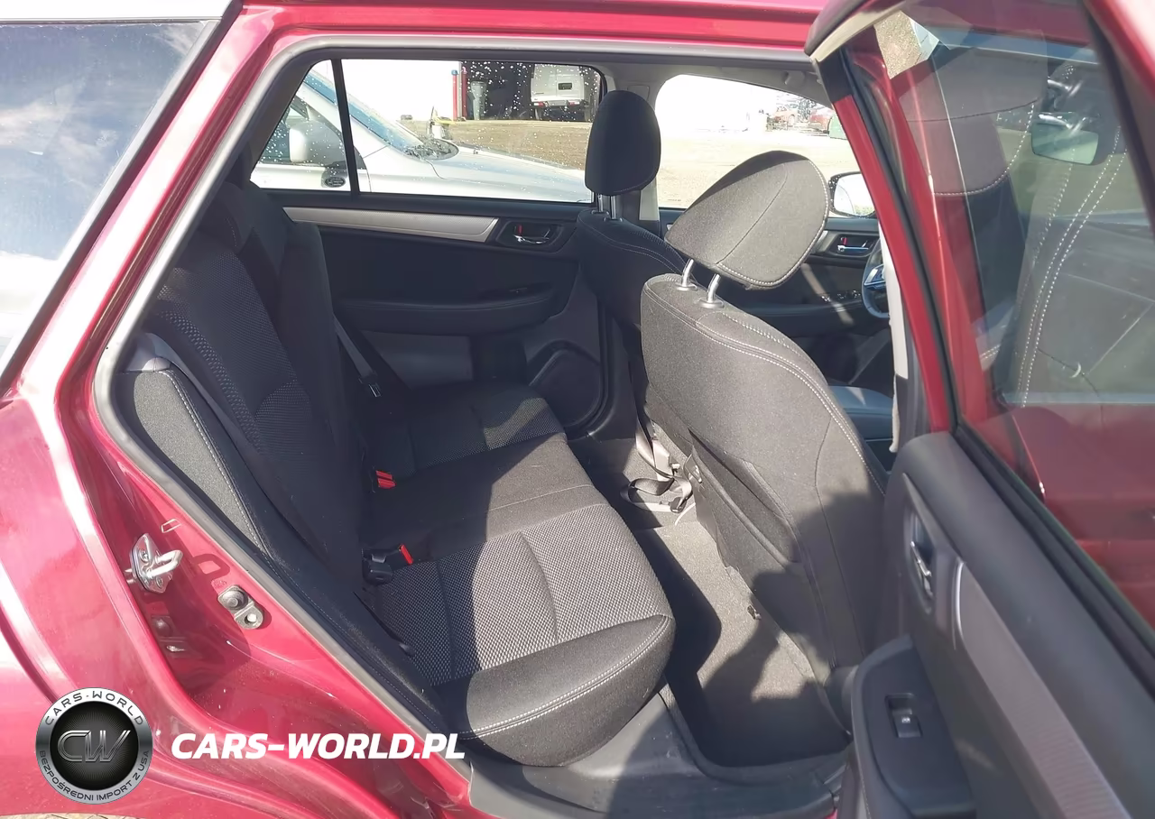 2018 Subaru Outback 2.5I Premium VIN:4S4BSAHCXJ3286636 - 8