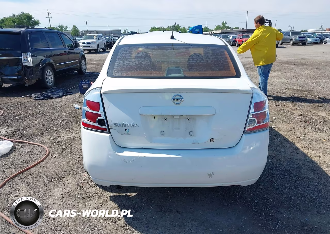 2008 Nissan Sentra 2.0 VIN:3N1AB61E88L613304 - 16