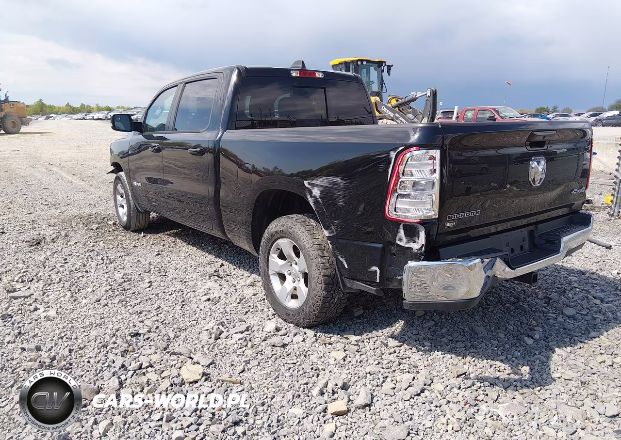 2022 Ram 1500 Big Horn 4X4 6'4 Box VIN:1C6RRFMG8NN204280 - 3
