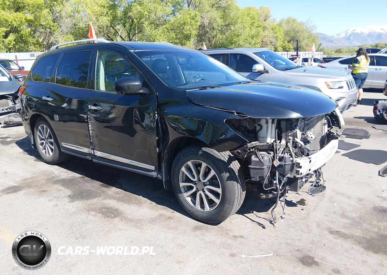 2015 Nissan Pathfinder Platinum-S-Sl-Sv