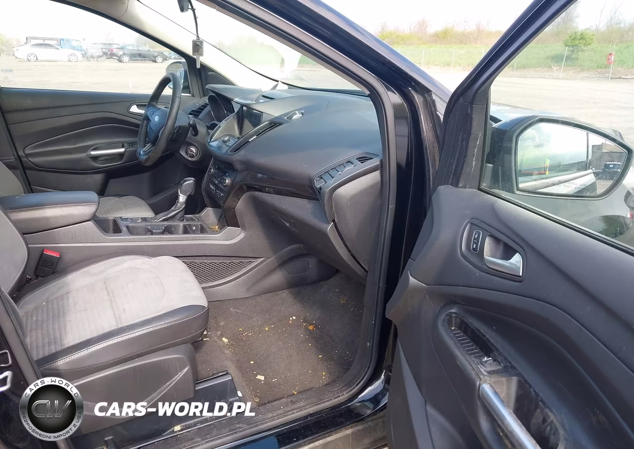 2017 Ford Escape Se VIN:1FMCU9G92HUB13510 - 5