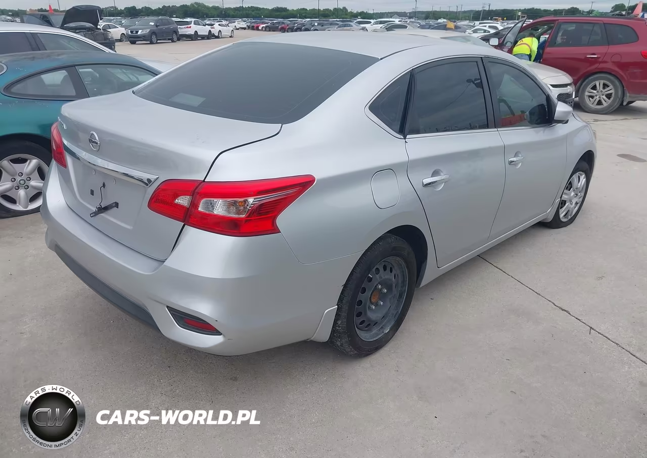 2016 Nissan Sentra S VIN:3N1AB7AP5GY297756 - 4